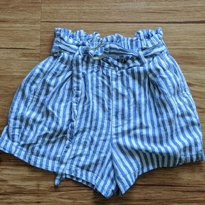 Highwaisted shorts